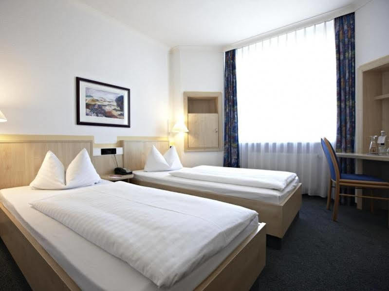 Intercityhotel Erfurt Extérieur photo